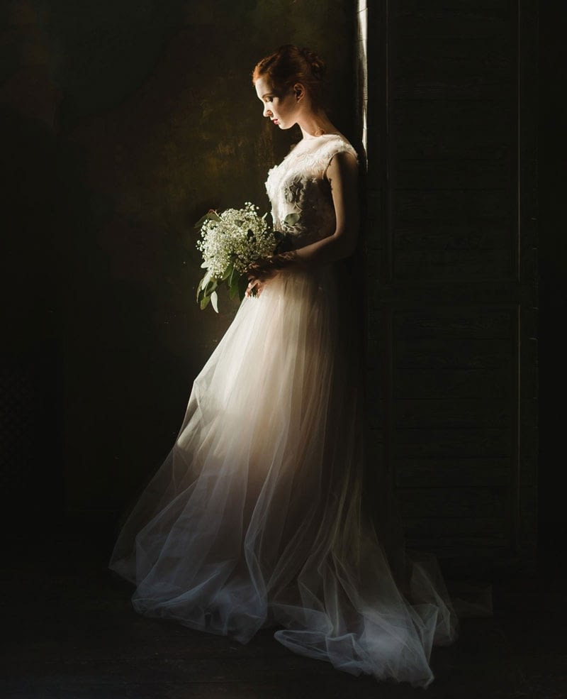 سبک عکاسی عروسی دراماتیک در استودیو طوس